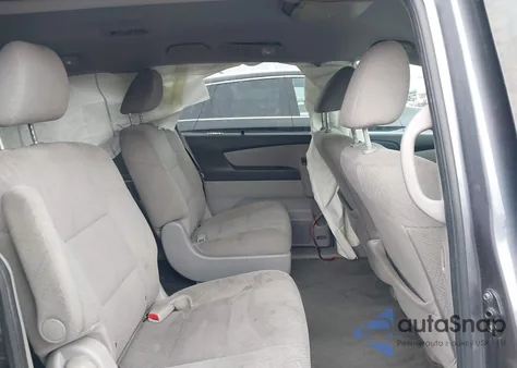 2014 Honda Odyssey Ex z USA, uszkodzony, nr VIN 5FNRL5H44EB111839